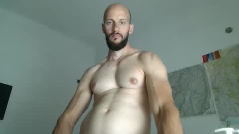 artur833 online show from May 26, 2026, 7:32 pm