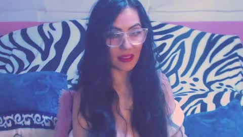 Ary online show from November 15, 2025, 11:43 pm