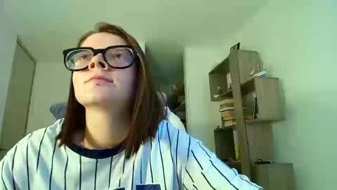 Ary 3 online show from September 11, 2025, 3:12 pm