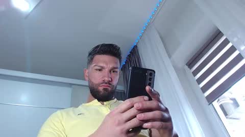 AryanAian1 online show from November 4, 2025, 10:25 am