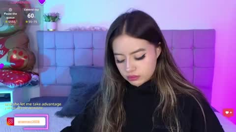 arycooper_ online show from April 6, 2026, 12:17 pm