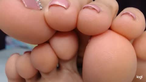 Snapshot of ash_nicefeet chatting on October 23, 2025, 3:06 am ashley online show from October 23, 2025, 3:06 am