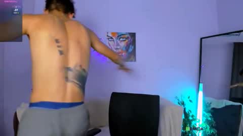 ash_raven_ online show from September 15, 2025, 12:21 am