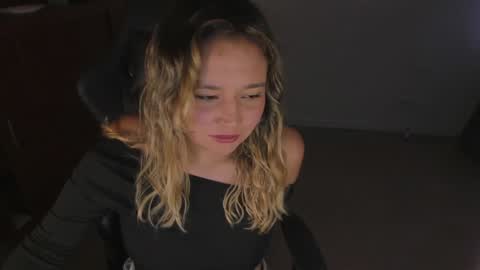 Snapshot of ash_smith1 chatting on January 10, 2025, 10:25 pm ash_smith1 online show from January 10, 2025, 10:25 pm