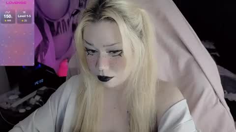 Snapshot of asha_nekooo chatting on June 14, 2026, 10:34 pm Sasha next stream December 4st at 0000- 0030 am German time online show from June 14, 2026, 10:34 pm
