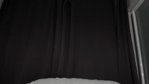 your pretty Ashley online show from March 31, 2026, 7:14 pm