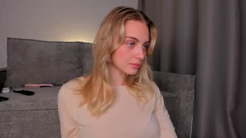 Snapshot of ashbunny_ chatting on July 31, 2026, 8:14 am your pretty Ashley online show from July 31, 2026, 8:14 am