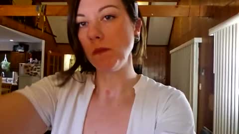 Ashelynn Grey online show from February 23, 2025, 5:01 am