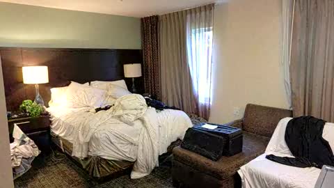 Ashelynn Grey online show from April 1, 2026, 10:18 pm