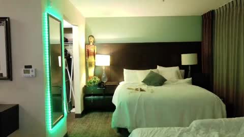 Ashelynn Grey online show from April 5, 2026, 8:11 am