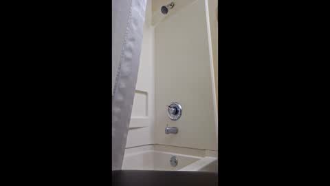 Ashelynn Grey online show from April 29, 2026, 3:10 am