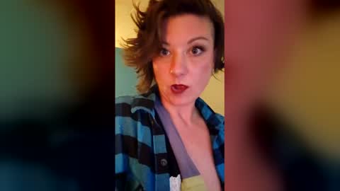 Ashelynn Grey online show from May 9, 2026, 8:52 am
