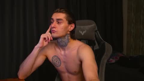 Jerk Machine online show from November 6, 2025, 2:56 am