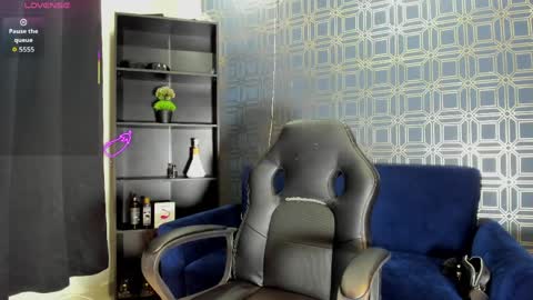 Snapshot of asher_lux chatting on May 16, 2026, 7:56 pm Asher online show from May 16, 2026, 7:56 pm