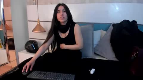 Ashkoreh online show from July 4, 2026, 10:05 pm