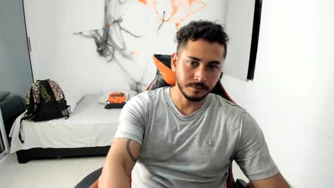 ashlan_king online show from November 17, 2025, 2:39 am