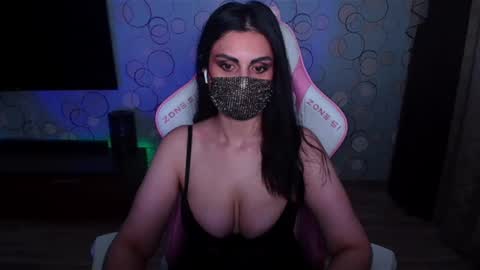 Snapshot of ashley__cooper__ chatting on June 24, 2026, 6:12 am Yasmina online show from June 24, 2026, 6:12 am