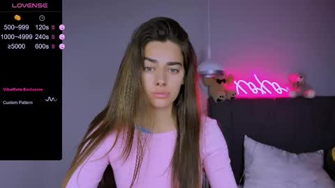 Ashley online show from November 20, 2025, 6:18 pm