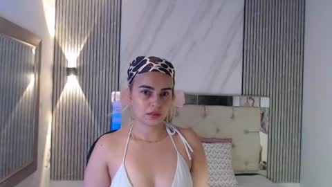 ashley__tylor online show from June 24, 2026, 7:24 pm