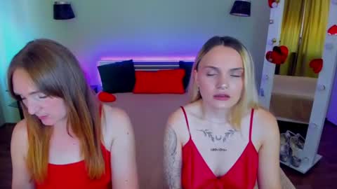 Snapshot of ashley_crashly chatting on June 23, 2026, 6:22 am Alina online show from June 23, 2026, 6:22 am