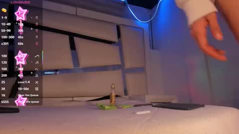 ashley_js online show from March 20, 2026, 5:12 am