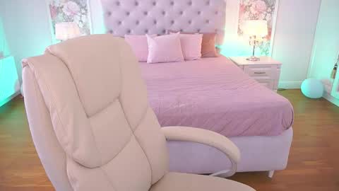 ashleybaee online show from May 26, 2026, 10:55 am
