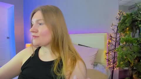 Snapshot of ashleyjonse chatting on June 1, 2026, 4:14 am AshleyJonse online show from June 1, 2026, 4:14 am