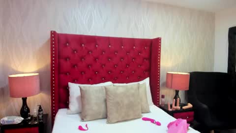 AshleyRoberh online show from October 20, 2025, 11:38 pm