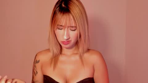 dahiana online show from October 17, 2025, 1:57 pm