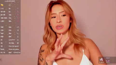 dahiana online show from November 25, 2025, 5:57 pm