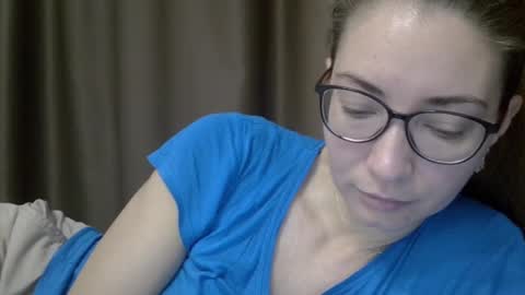 Ashley online show from November 4, 2025, 5:50 am