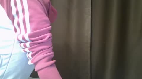 Ashley online show from November 13, 2025, 8:13 am