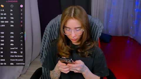 Ashley online show from April 22, 2026, 5:32 am