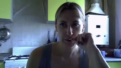 AshleyXHoney online show from September 22, 2025, 10:39 am