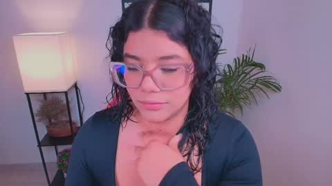 Ashleyy18   online show from April 1, 2026, 2:01 am