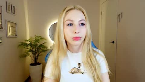 Snapshot of ashlinks chatting on February 19, 2026, 8:32 am Victoria online show from February 19, 2026, 8:32 am