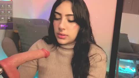 Snapshot of ashlynnlowe_ chatting on October 16, 2025, 8:10 pm Ash  online show from October 16, 2025, 8:10 pm