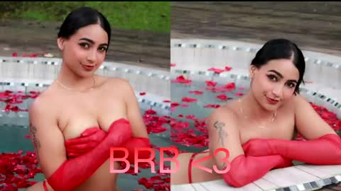 Ashly Rouxx online show from May 16, 2026, 12:40 am
