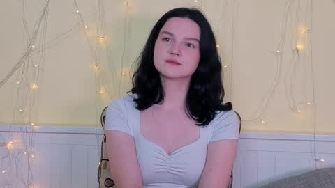 Snapshot of ashlyvincente chatting on November 13, 2025, 8:24 am Kristine online show from November 13, 2025, 8:24 am