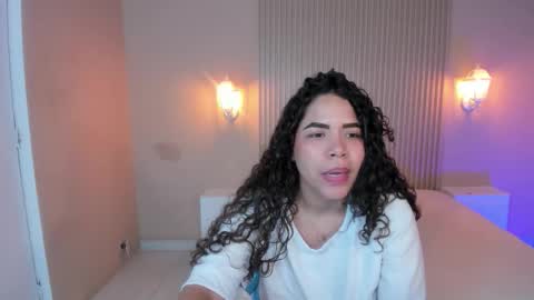 Snapshot of ashlyviper9 chatting on September 30, 2025, 3:33 am AshlyViper9 online show from September 30, 2025, 3:33 am