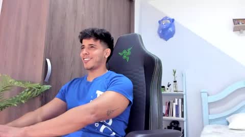 Snapshot of ashton_coleman_ chatting on December 6, 2024, 11:03 pm my name real is camilo online show from December 6, 2024, 11:03 pm