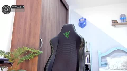 Snapshot of ashton_coleman_ chatting on December 31, 2024, 9:21 am my name real is camilo online show from December 31, 2024, 9:21 am