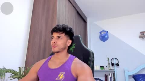 Snapshot of ashton_coleman_ chatting on January 8, 2025, 5:37 am my name real is camilo online show from January 8, 2025, 5:37 am