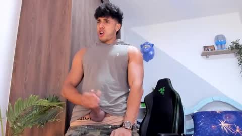 Snapshot of ashton_coleman_ chatting on January 20, 2025, 5:15 am my name real is camilo online show from January 20, 2025, 5:15 am