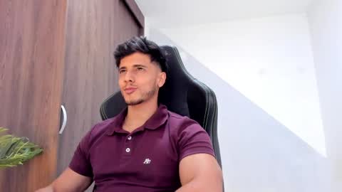 Snapshot of ashton_coleman_ chatting on January 28, 2025, 2:53 am my name real is camilo online show from January 28, 2025, 2:53 am