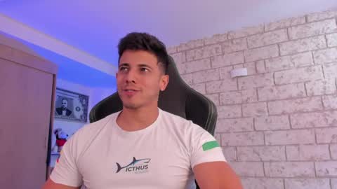 Snapshot of ashton_coleman_ chatting on May 27, 2026, 3:20 pm my name real is camilo online show from May 27, 2026, 3:20 pm