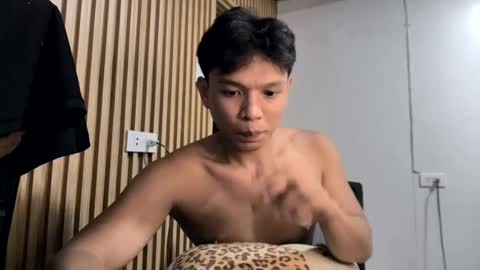 Snapshot of asian_calid22xx chatting on August 4, 2026, 3:25 pm asian_calid22xx online show from August 4, 2026, 3:25 pm