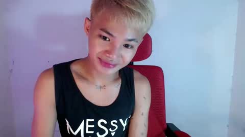 Snapshot of asian_lover05 chatting on May 4, 2026, 4:36 pm asian_lover05 online show from May 4, 2026, 4:36 pm