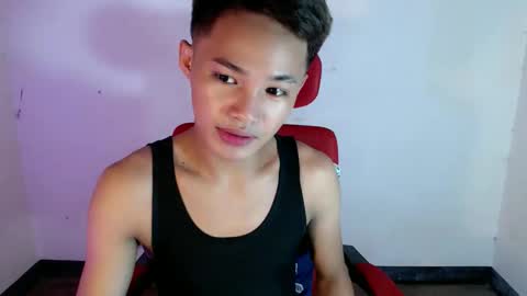 Snapshot of asian_lover05 chatting on June 2, 2026, 12:07 pm asian_lover05 online show from June 2, 2026, 12:07 pm