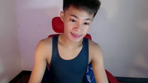 Snapshot of asian_lover05 chatting on June 6, 2026, 4:44 pm asian_lover05 online show from June 6, 2026, 4:44 pm